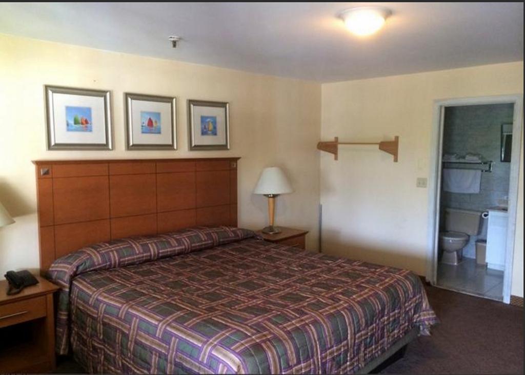 Branford Motel Екстер'єр фото